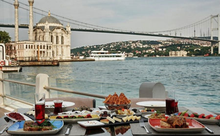 تفاصيل تخفيف القيود في كلّ ولاية تركية.. منها فتح المطاعم وإنهاء الحظر