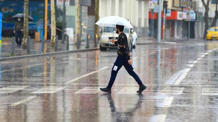 انخفاض نسبة الأمطار المتساقطة إلى النصف في جميع أنحاء تركيا